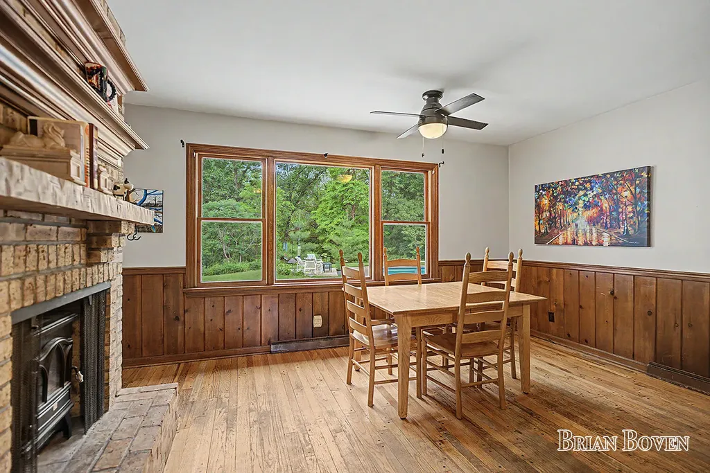 4383 Honey Creek Avenue NE Cannon Township MI 49301