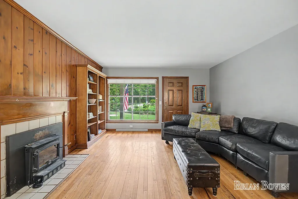 4383 Honey Creek Avenue NE Cannon Township MI 49301