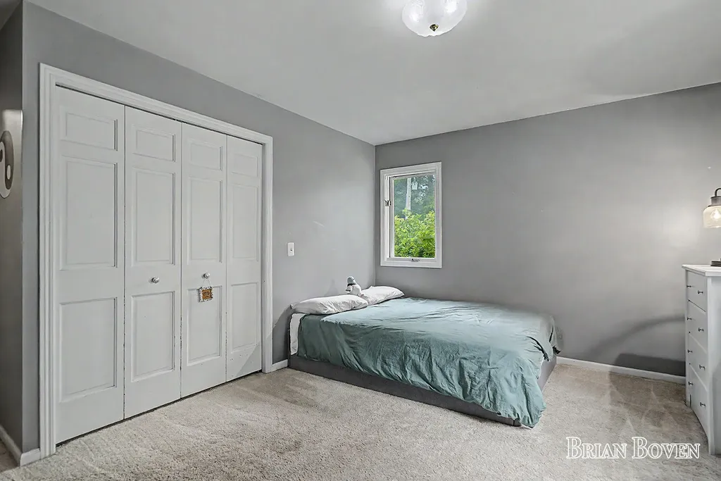 4383 Honey Creek Avenue NE Cannon Township MI 49301