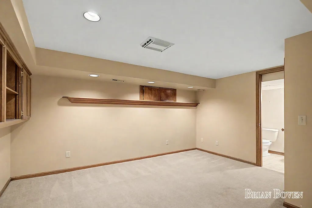4383 Honey Creek Avenue NE Cannon Township MI 49301