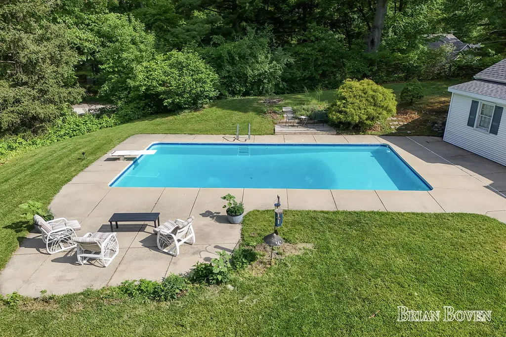 4383 Honey Creek Avenue NE Cannon Township MI 49301