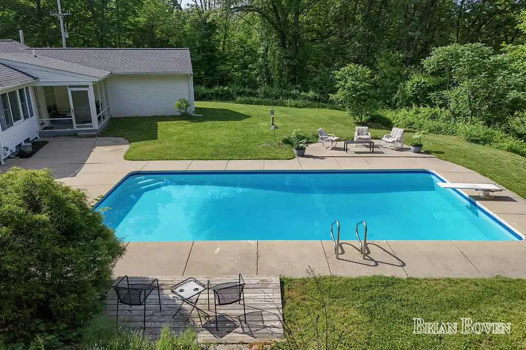 4383 Honey Creek Avenue NE Cannon Township MI 49301