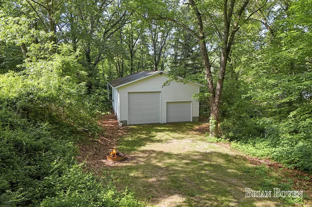 4383 Honey Creek Avenue NE Cannon Township MI 49301