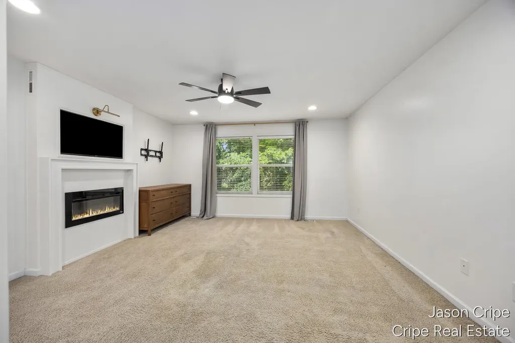3523 Long Grove Drive SE Kentwood City MI 49512