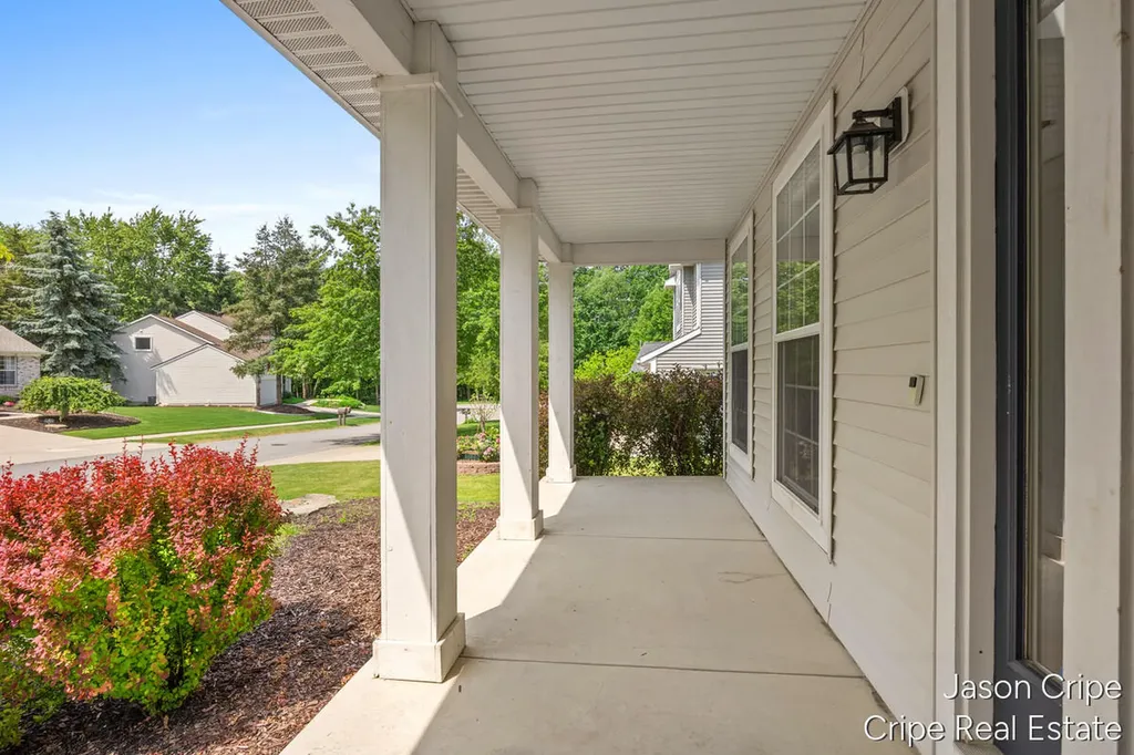 3523 Long Grove Drive SE Kentwood City MI 49512