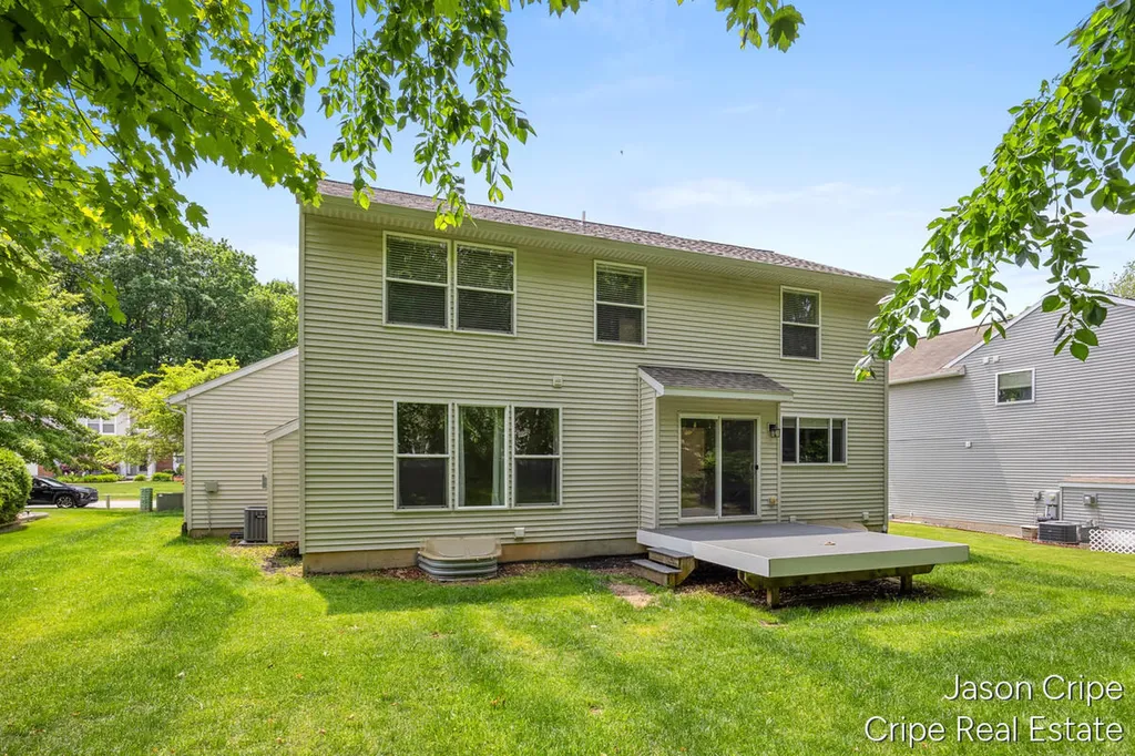 3523 Long Grove Drive SE Kentwood City MI 49512