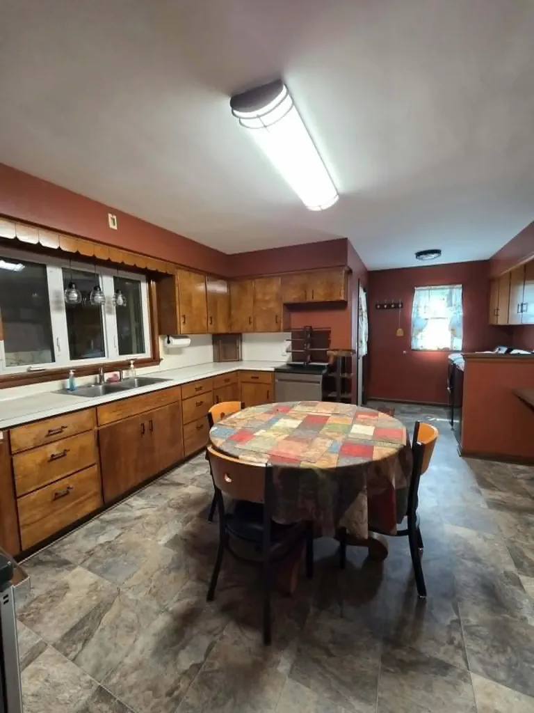 14675 W Hanses Road Westphalia Township MI 48894