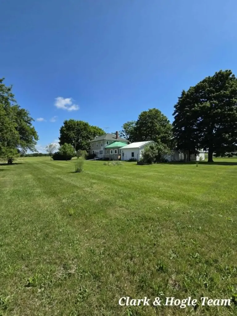 14675 W Hanses Road Westphalia Township MI 48894