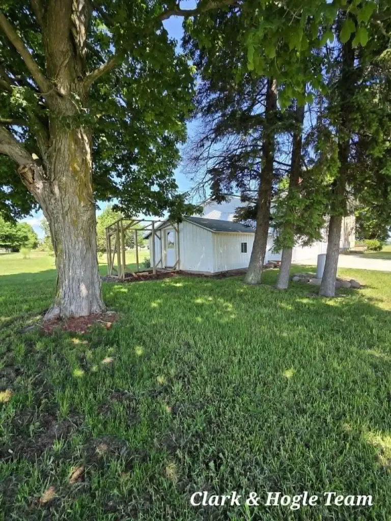 14675 W Hanses Road Westphalia Township MI 48894