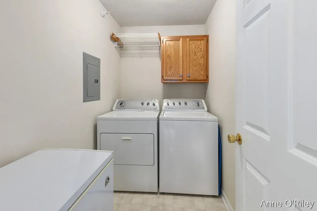 8621 S Jasonville Court SE Caledonia Township MI 49316