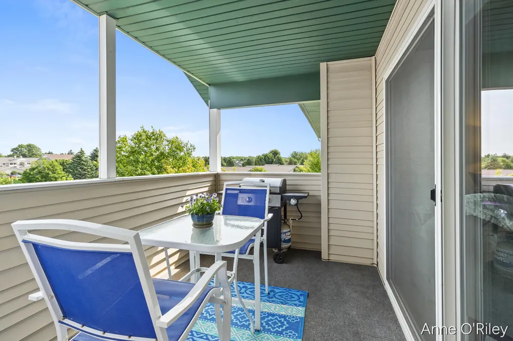 8621 S Jasonville Court SE Caledonia Township MI 49316