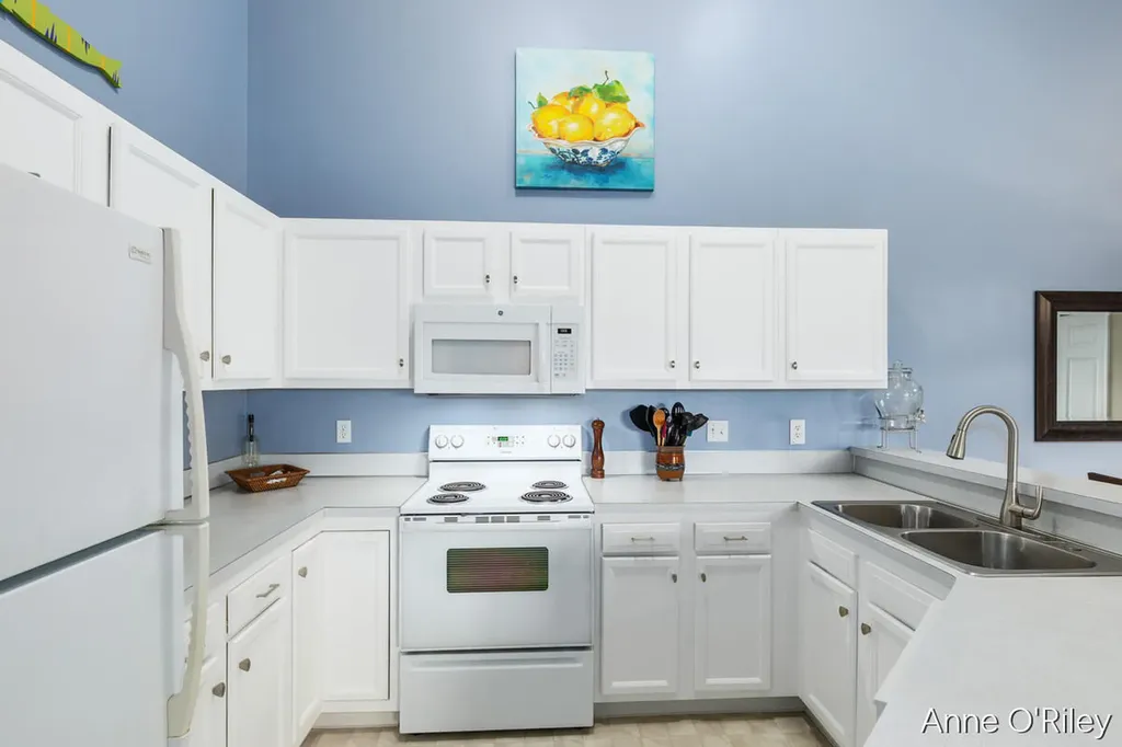 8621 S Jasonville Court SE Caledonia Township MI 49316
