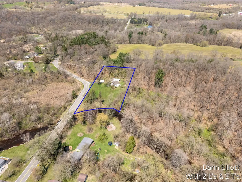 956 Prairie Creek Road Ionia Township MI 48846