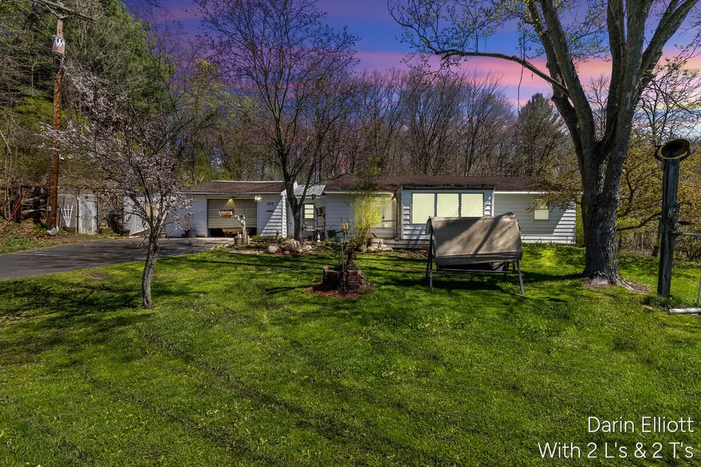 956 Prairie Creek Road Ionia Township MI 48846