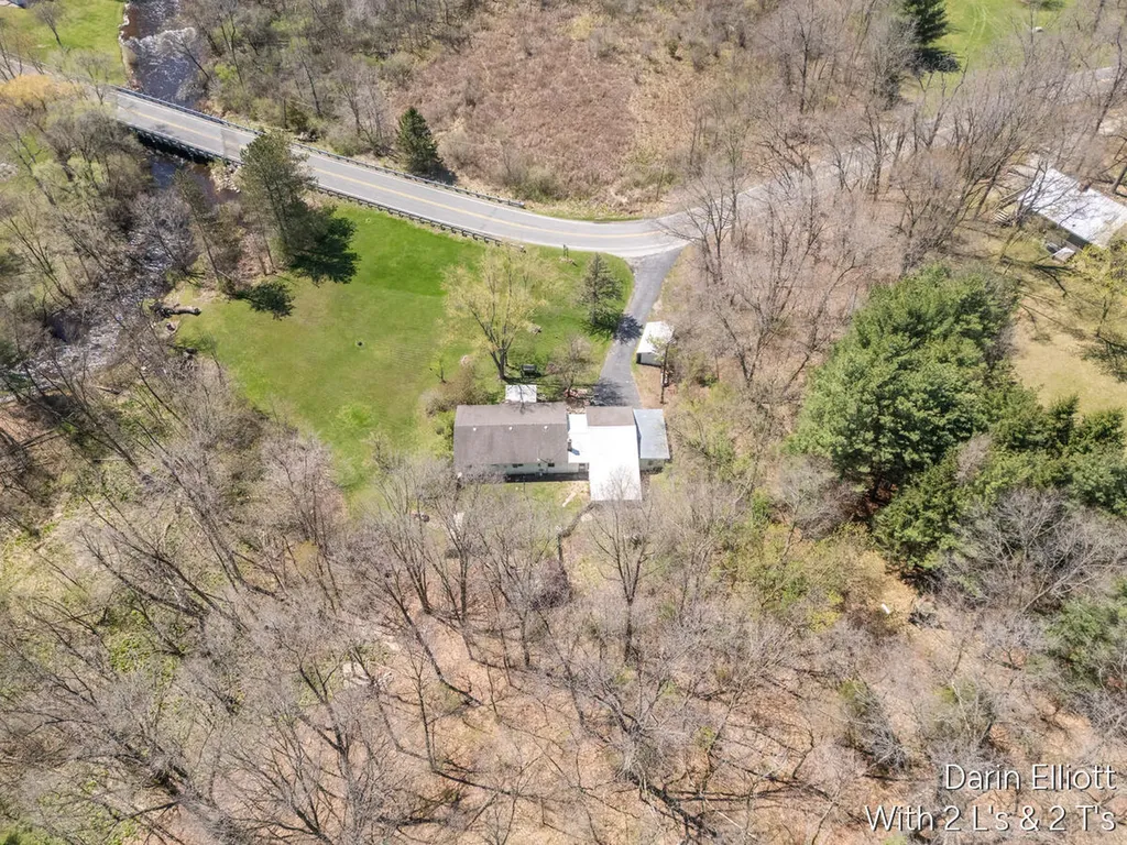 956 Prairie Creek Road Ionia Township MI 48846