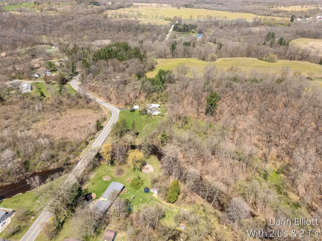 956 Prairie Creek Road Ionia Township MI 48846