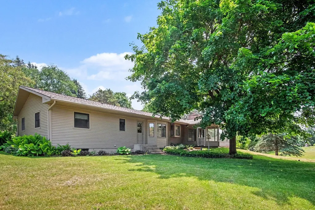 9941 Courtland Drive NE Courtland Township MI 49341