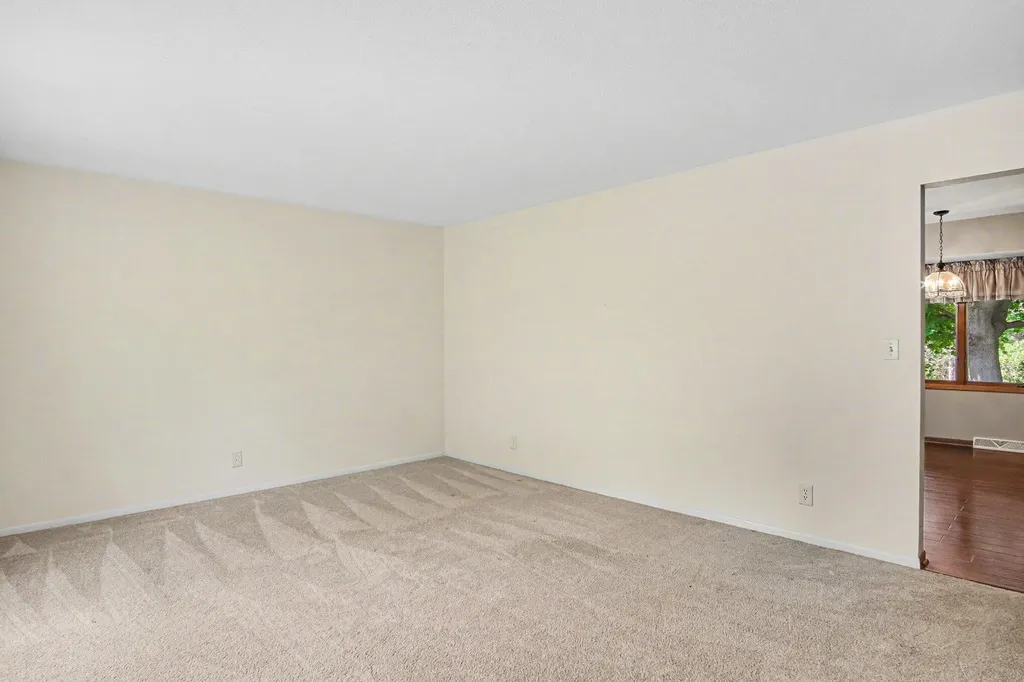 9941 Courtland Drive NE Courtland Township MI 49341