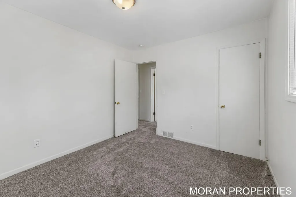248 Himes Street SE Wyoming City MI 49548