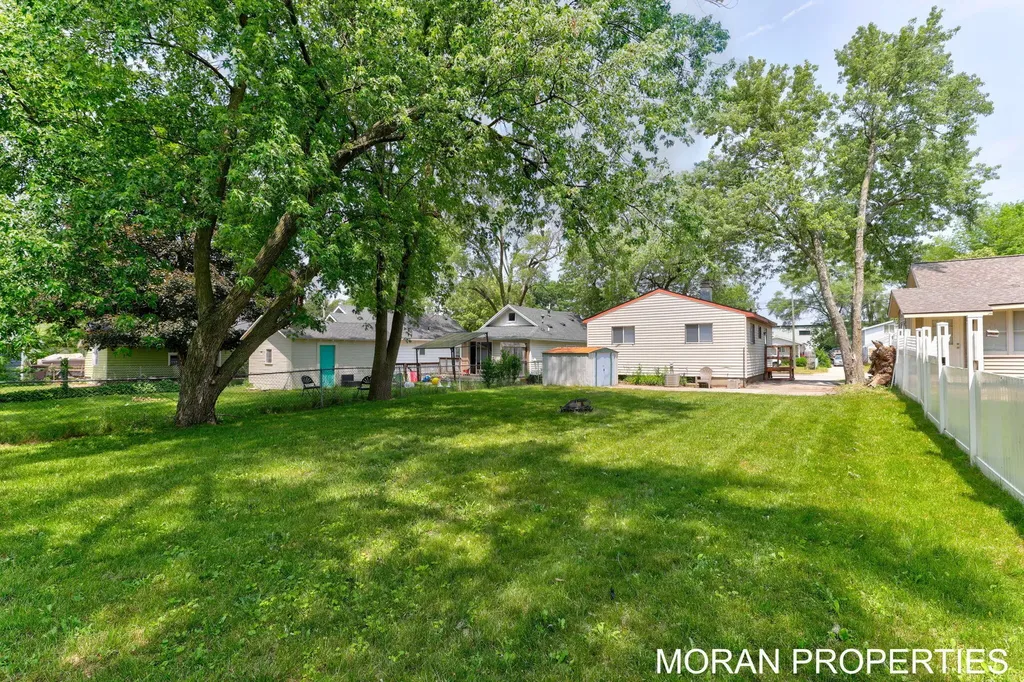 248 Himes Street SE Wyoming City MI 49548