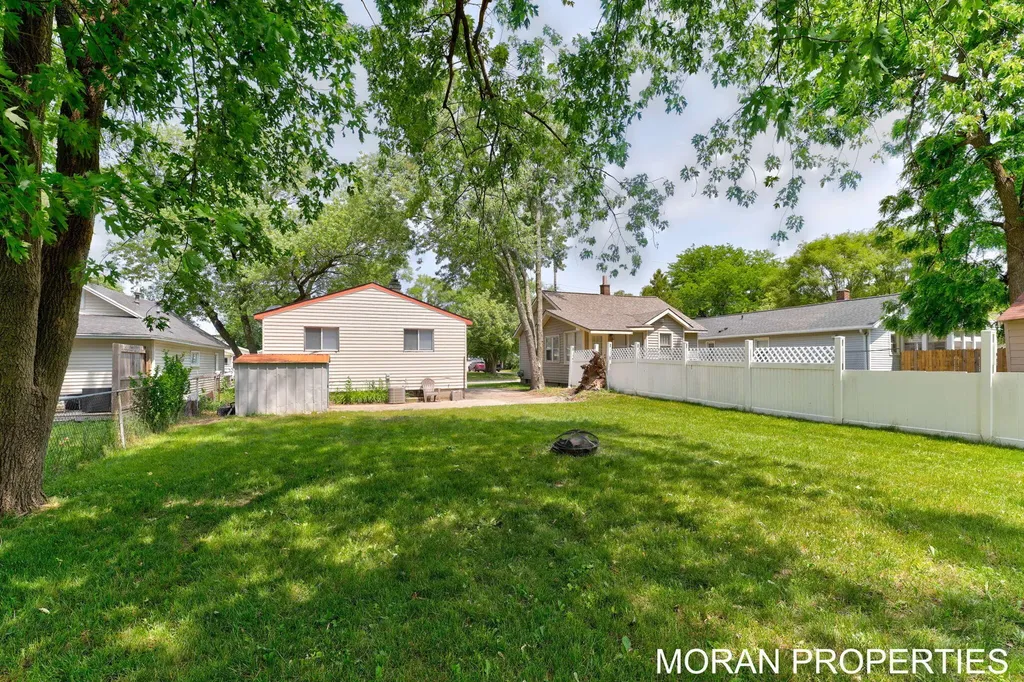 248 Himes Street SE Wyoming City MI 49548