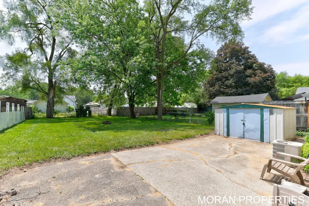 248 Himes Street SE Wyoming City MI 49548