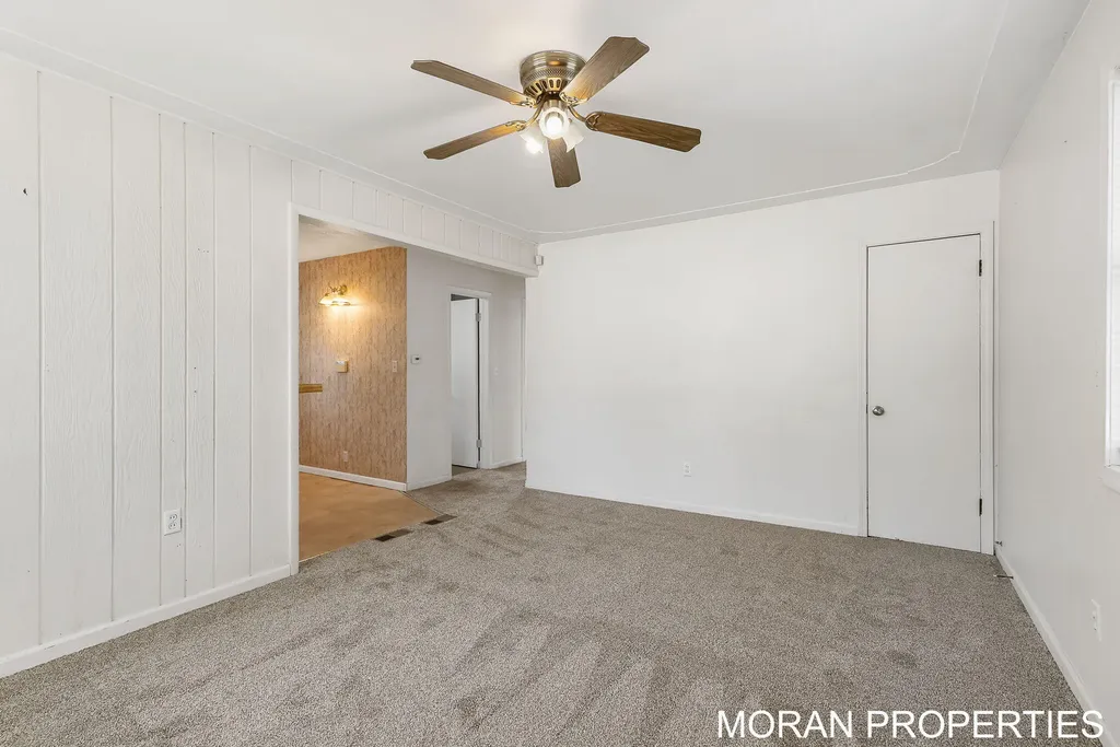 248 Himes Street SE Wyoming City MI 49548