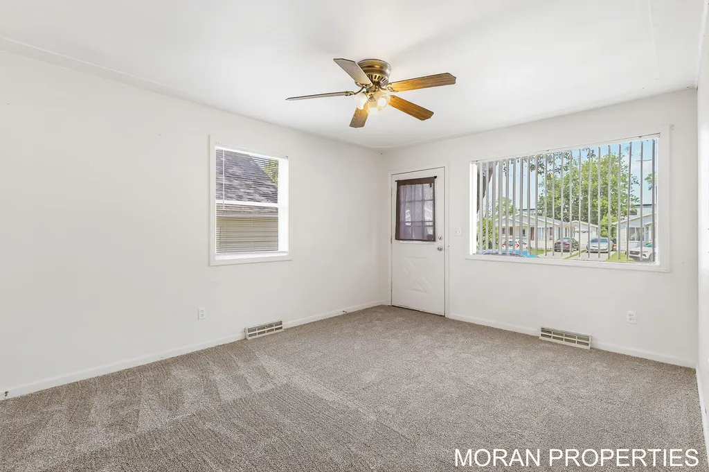 248 Himes Street SE Wyoming City MI 49548