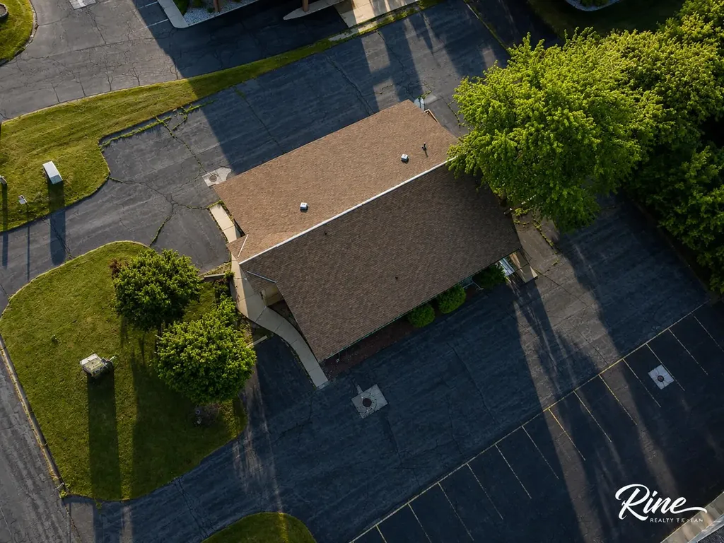 2650 Mcleod Drive N Saginaw Charter Township MI 48604
