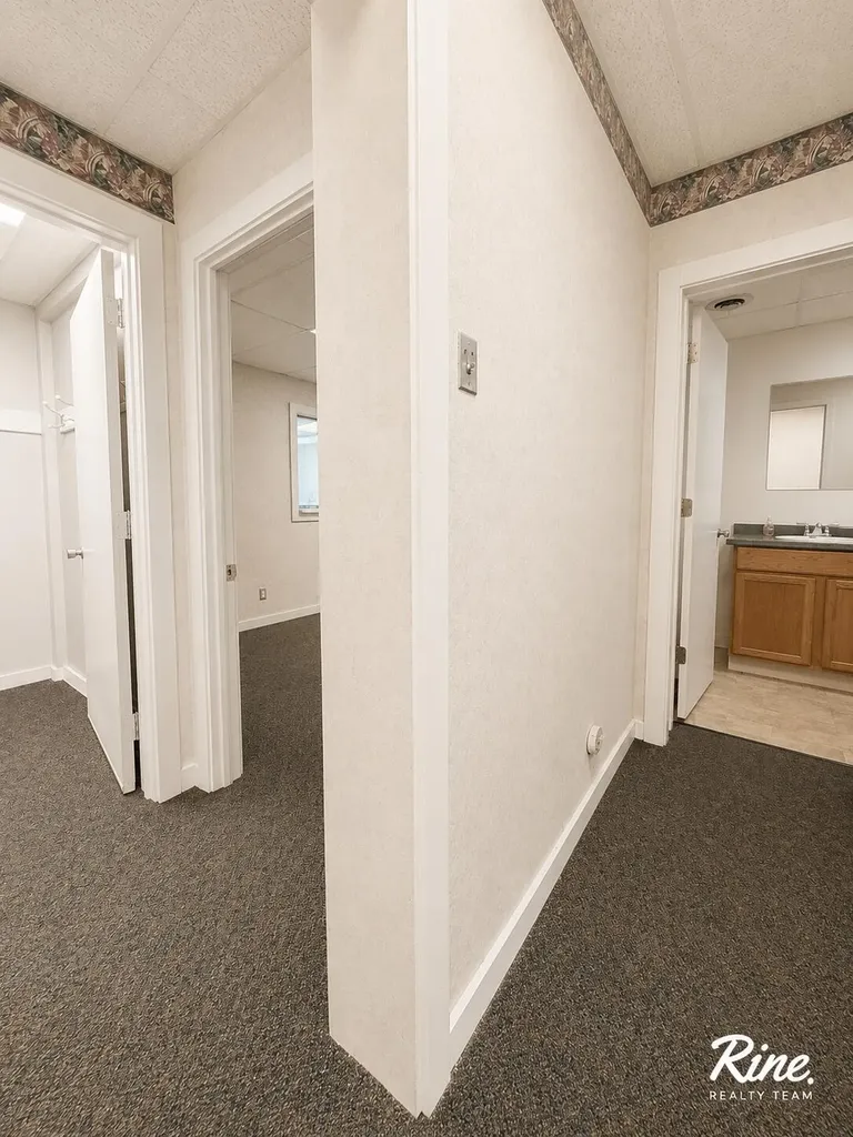 2650 Mcleod Drive N Saginaw Charter Township MI 48604