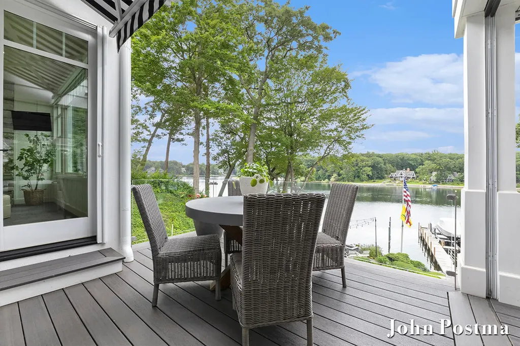 18809 N Fruitport Road Spring Lake Township MI 49456