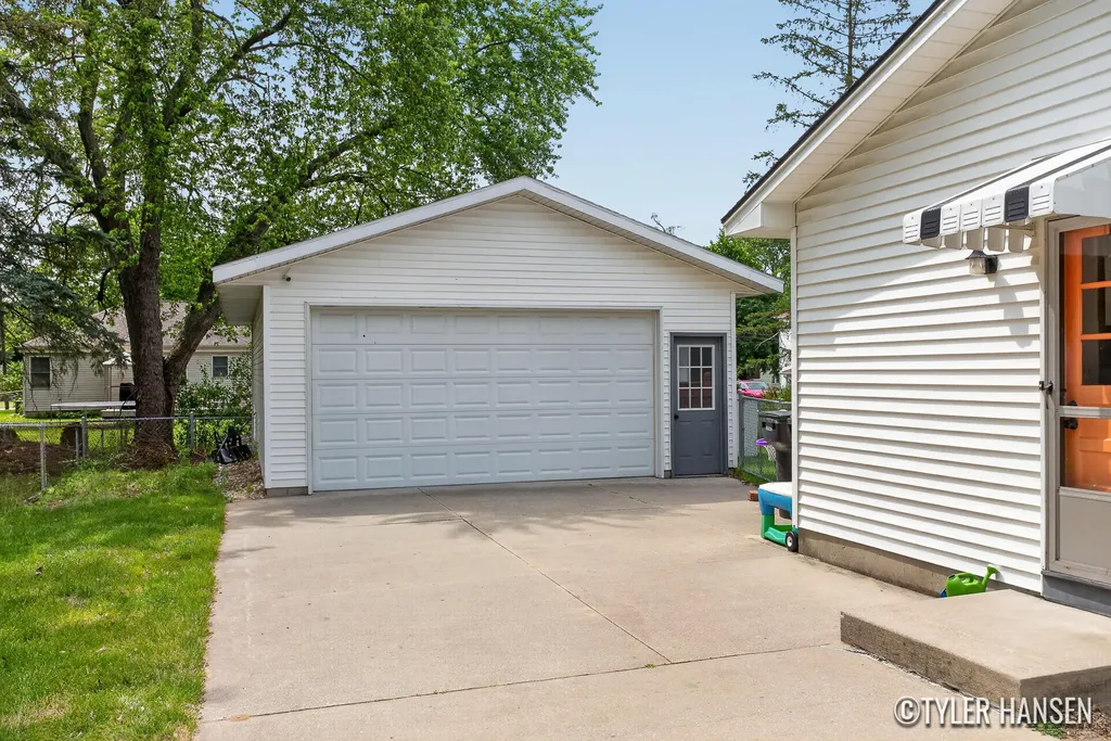 3923 Jupiter Avenue NE Plainfield Charter Township MI 49525