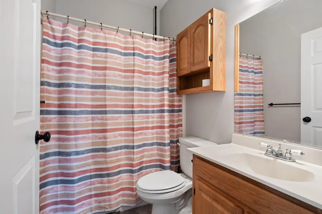 340 64th Avenue N Coopersville City MI 49404