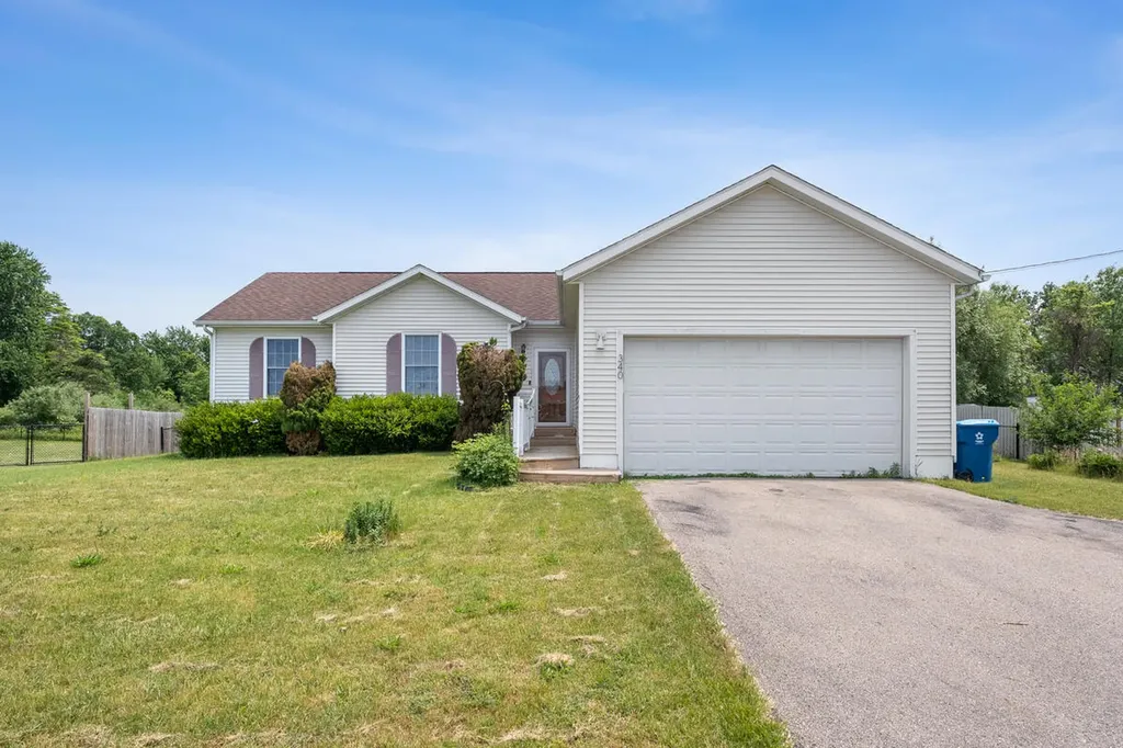 340 64th Avenue N Coopersville City MI 49404