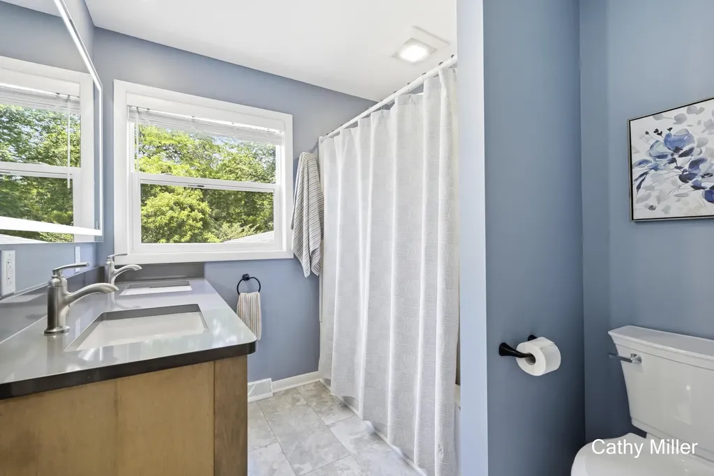 2223 Rosewood Avenue SE Grand Rapids City MI 49506