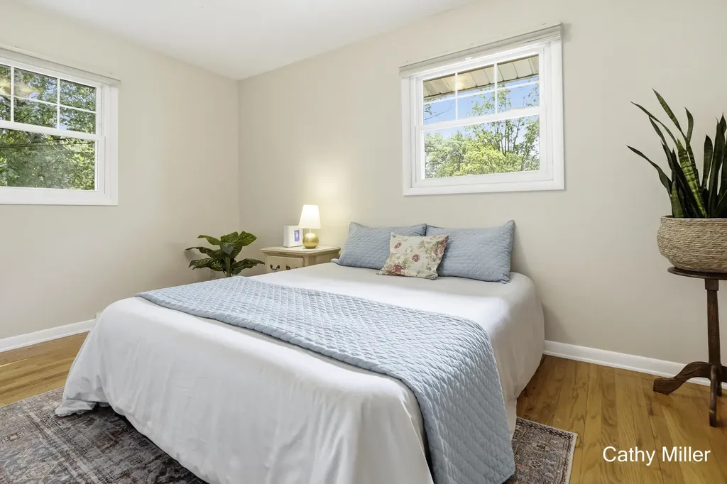 2223 Rosewood Avenue SE Grand Rapids City MI 49506