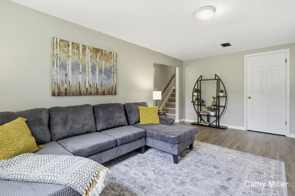 2223 Rosewood Avenue SE Grand Rapids City MI 49506