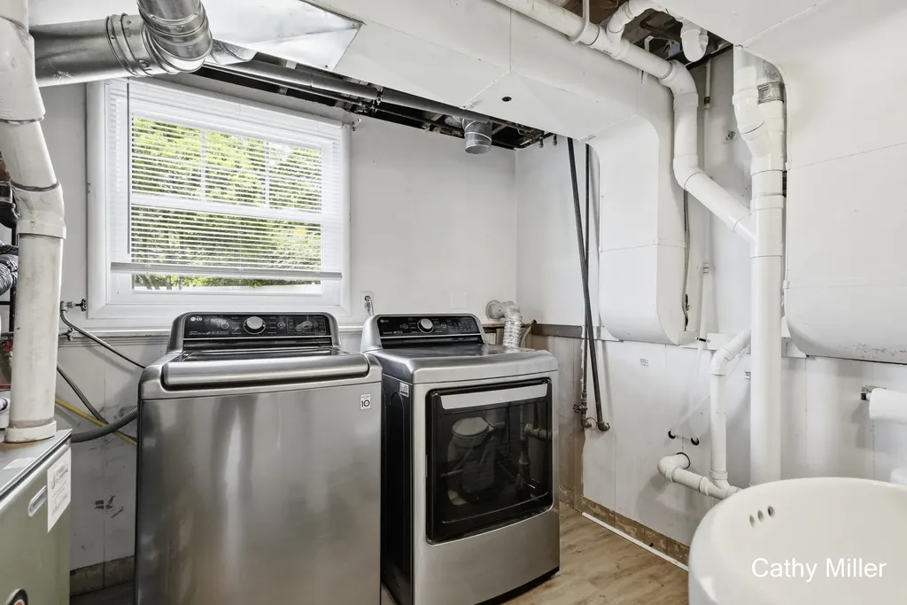 2223 Rosewood Avenue SE Grand Rapids City MI 49506
