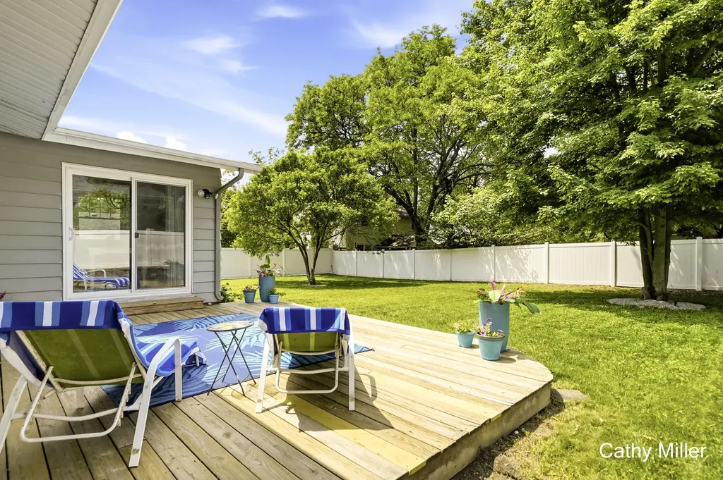 2223 Rosewood Avenue SE Grand Rapids City MI 49506