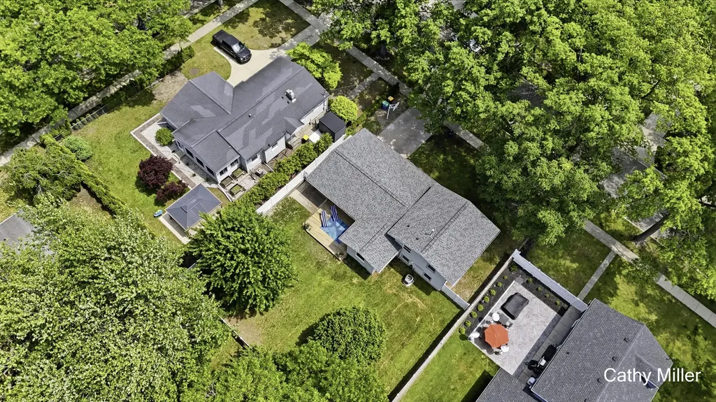 2223 Rosewood Avenue SE Grand Rapids City MI 49506