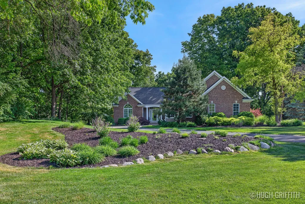 12917 Oak Highland Drive Lowell Charter Township MI 49331