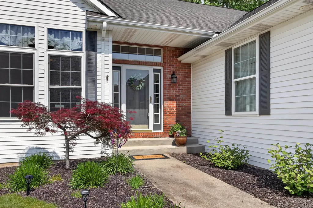 3393 Breton Valley Drive SE Kentwood City MI 49512