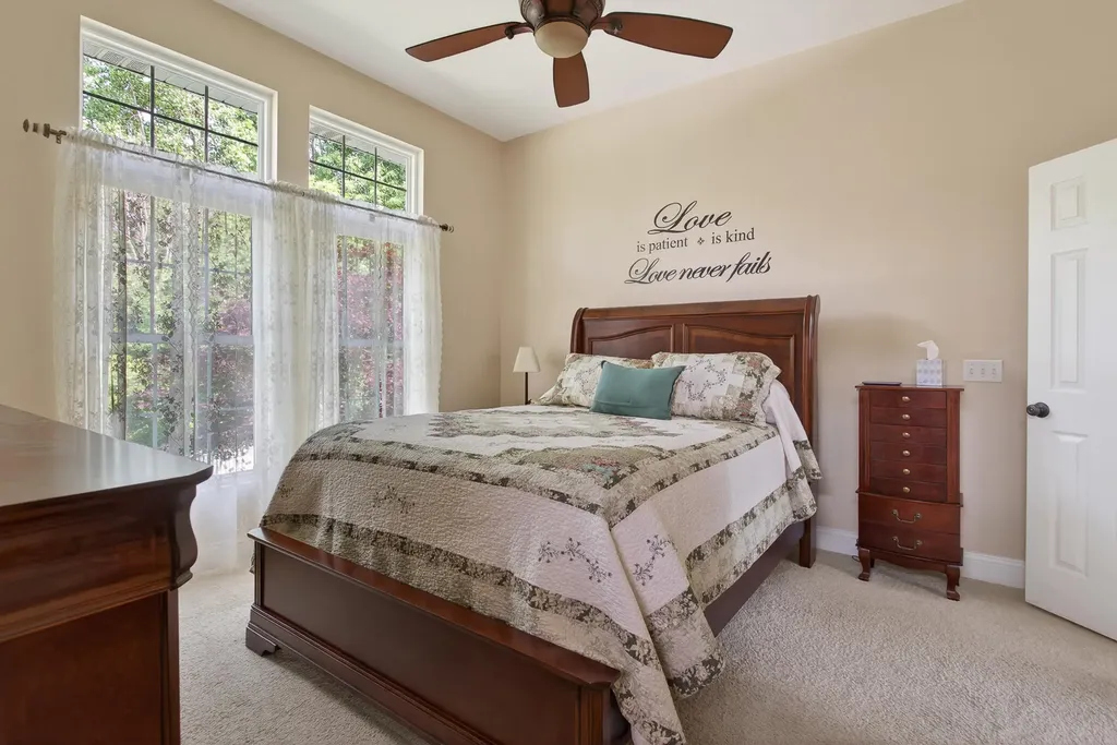 3393 Breton Valley Drive SE Kentwood City MI 49512