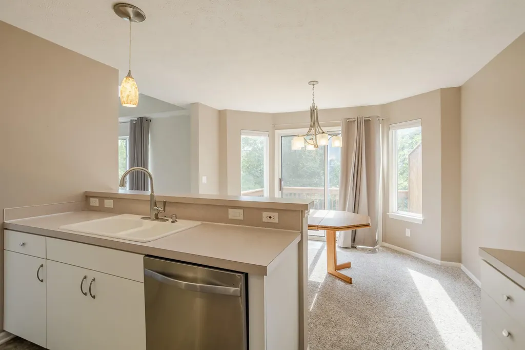 3731 Old Elm Drive SE Kentwood City MI 49512