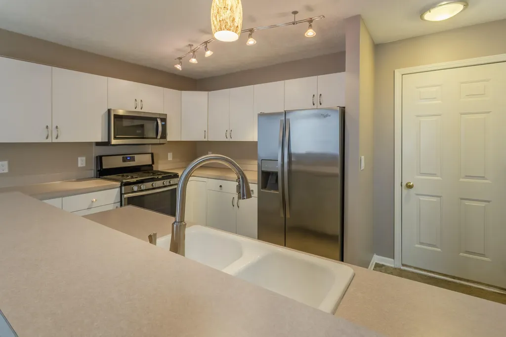3731 Old Elm Drive SE Kentwood City MI 49512