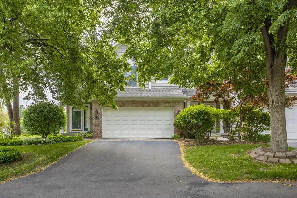 3731 Old Elm Drive SE Kentwood City MI 49512