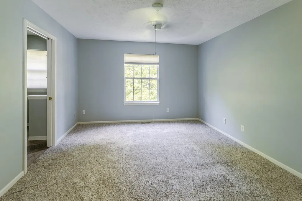 3731 Old Elm Drive SE Kentwood City MI 49512