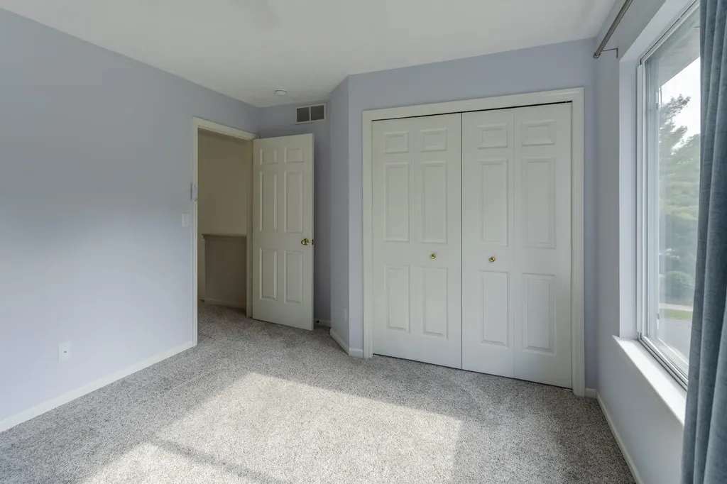 3731 Old Elm Drive SE Kentwood City MI 49512