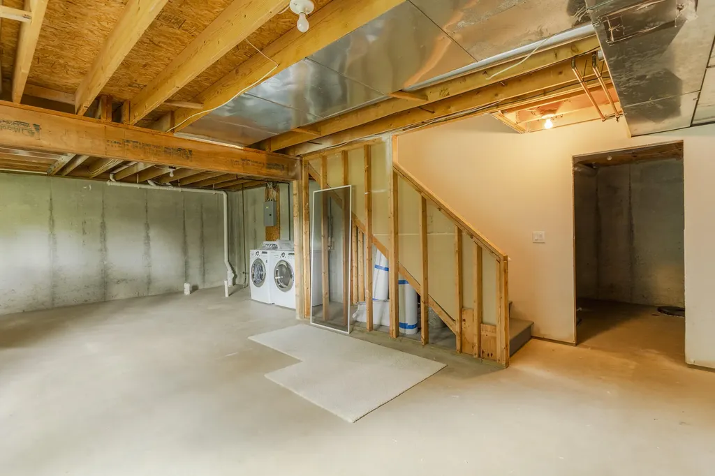 3731 Old Elm Drive SE Kentwood City MI 49512