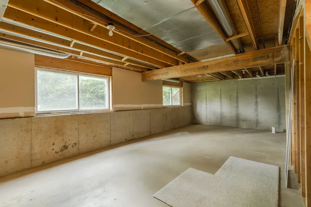3731 Old Elm Drive SE Kentwood City MI 49512